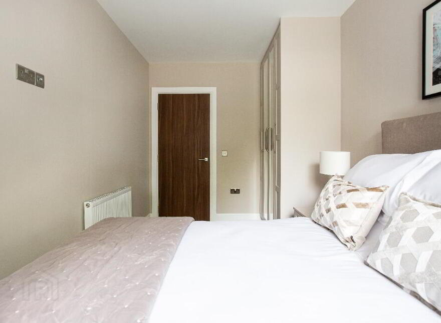 Apt 14, 1 Rosepark Gardens, Lesley Park Royal, Belfast, BT5 7LW