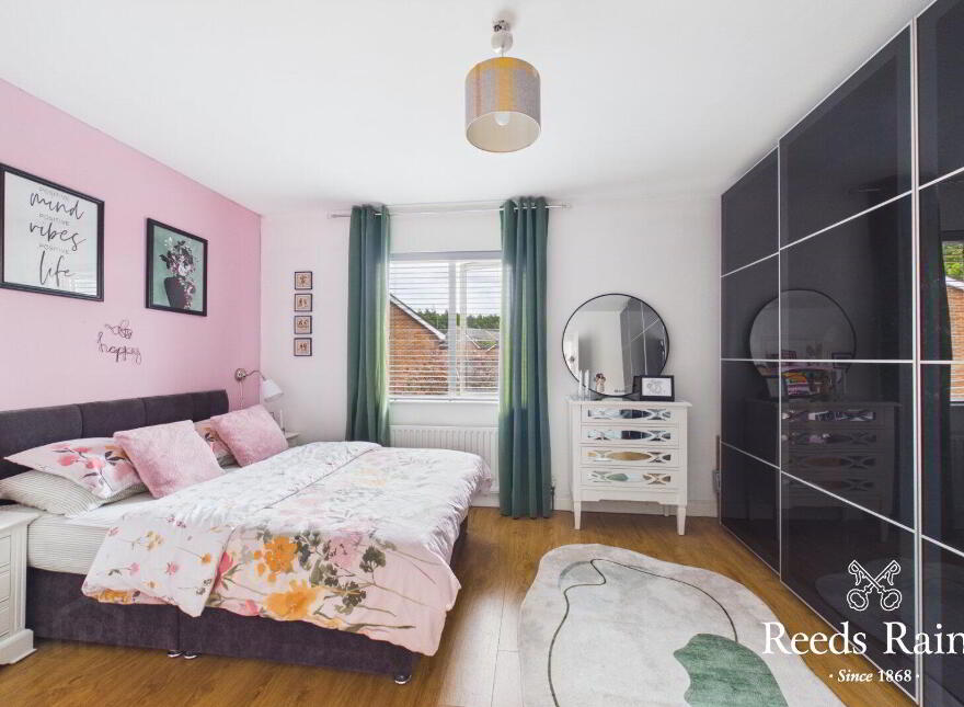 20 Causeway Meadows, Lisburn, BT28 2GD