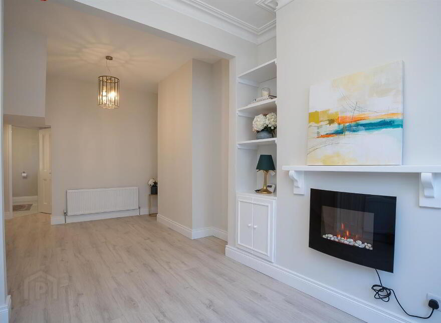 17 Kitchener Street, Belfast, BT12 6LE