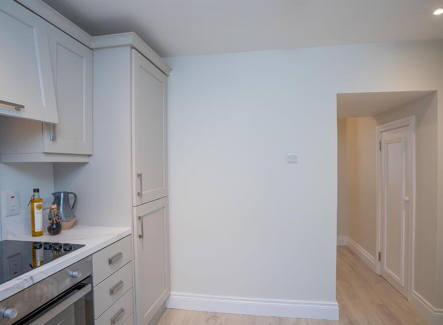 17 Kitchener Street, Belfast, BT12 6LE