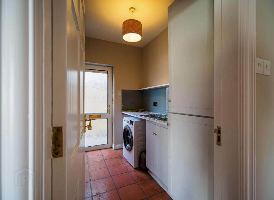 Killarney Road, Abbeyfeale, V94W9EA