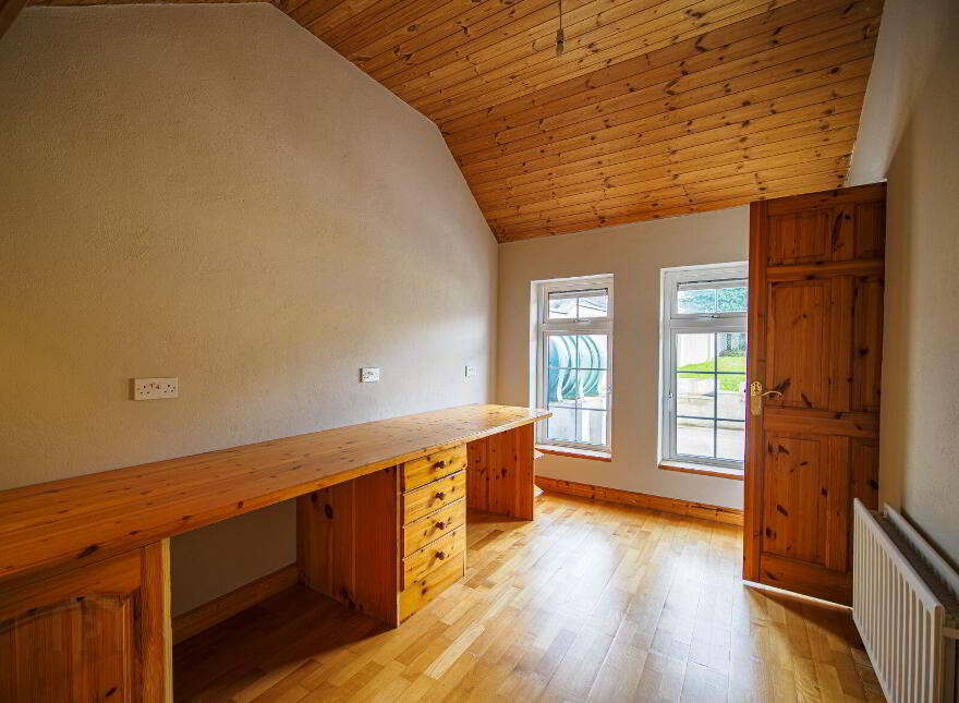 Killarney Road, Abbeyfeale, V94W9EA