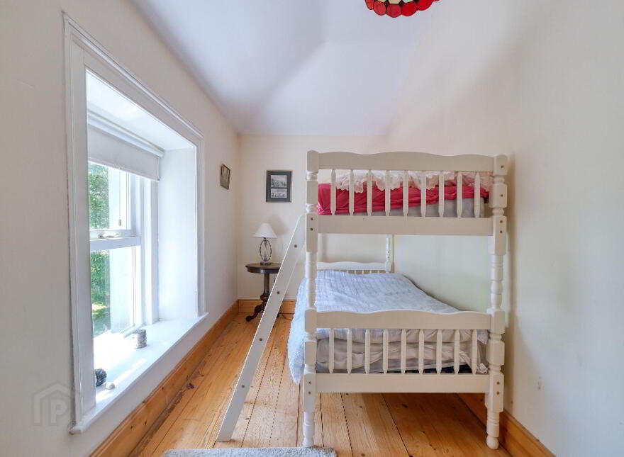Killinbore, Colehill, N39Y9W6