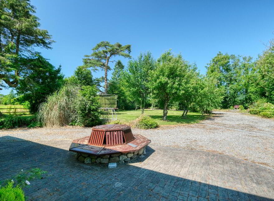 Killinbore, Colehill, N39Y9W6
