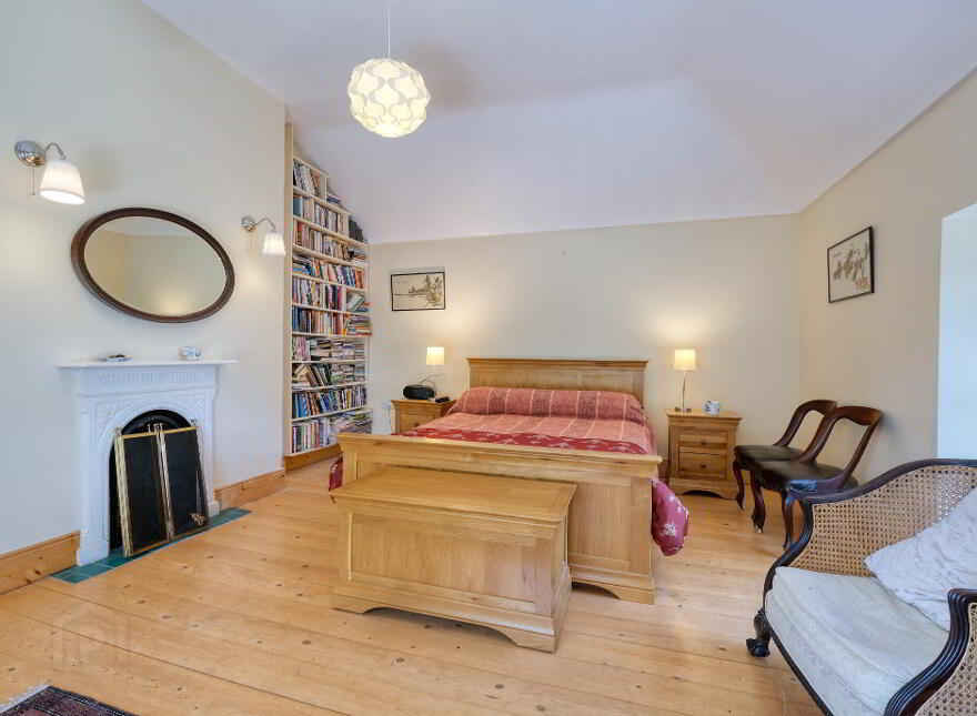 Killinbore, Colehill, N39Y9W6