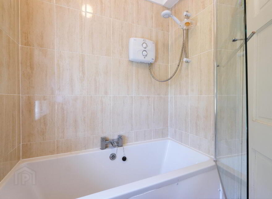 Killinbore, Colehill, N39Y9W6
