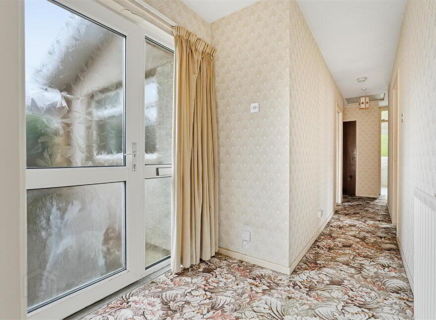 17 Moyra Park, Saintfield, BT24 7BG
