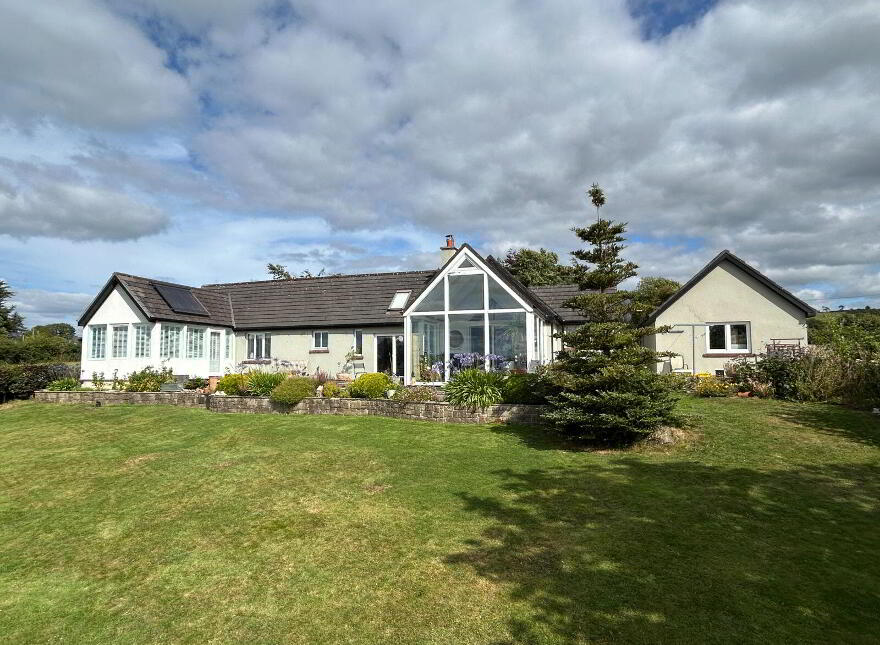 Sloe Cottage, Sloe Lane, Castlelough, Portroe, Nenagh, E45Y386