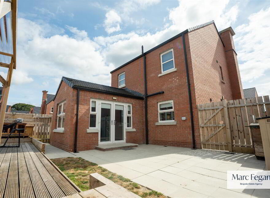 52 Rowan Manor, Tullygally, Craigavon, BT65 5AZ