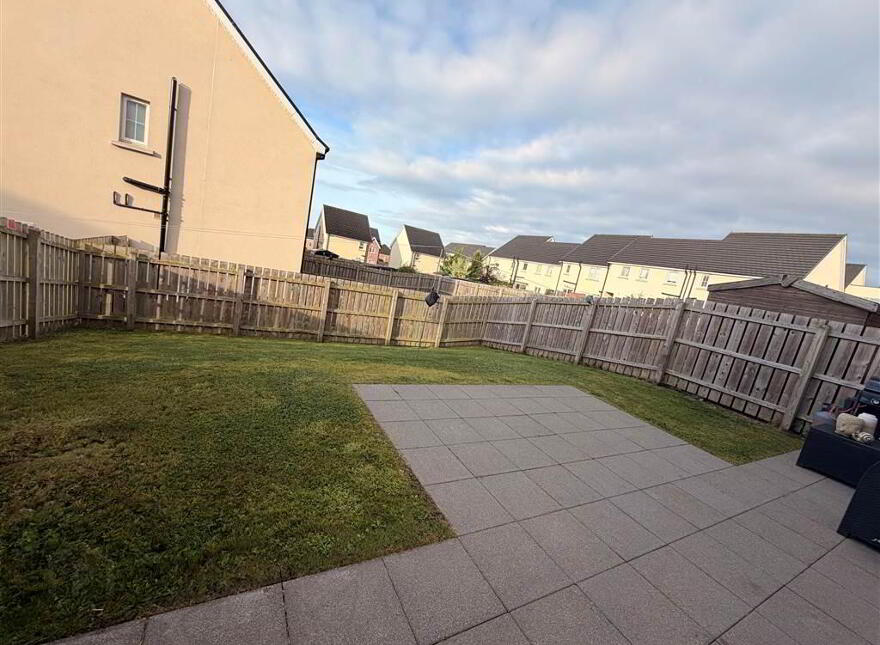 76 Ayrshire Gardens, Lisburn, BT28 2EL