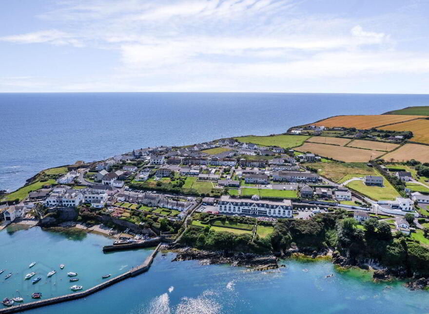 10 Sea View Park, Ballycotton, P25K099