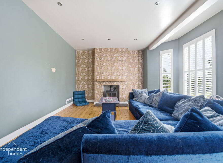 78 Curran Road, Larne, BT40 1BU