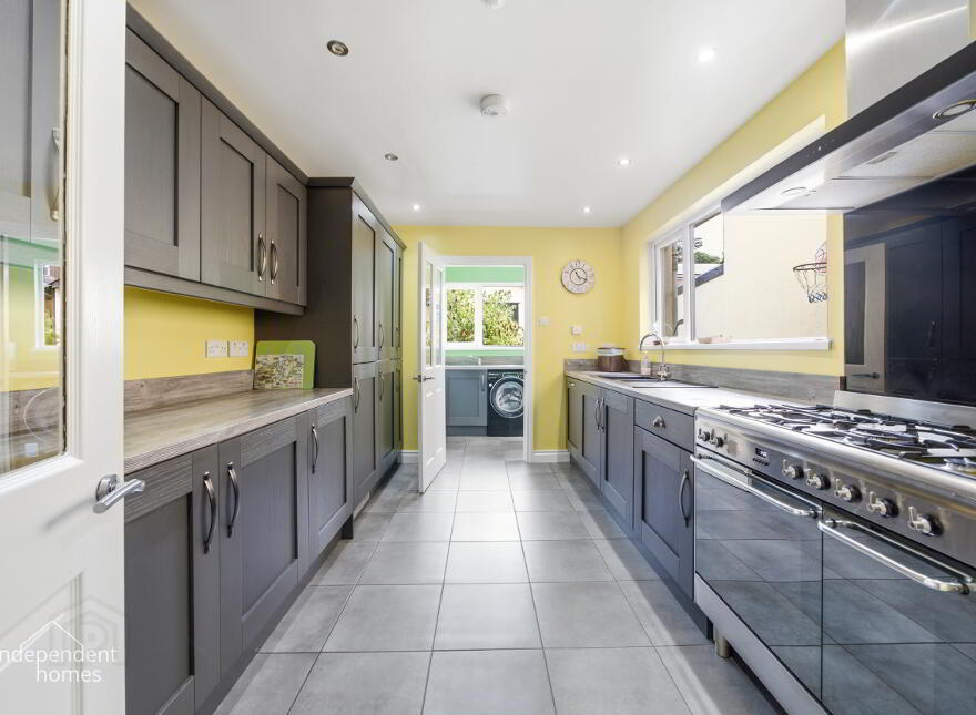 78 Curran Road, Larne, BT40 1BU
