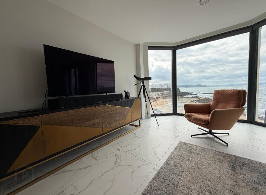 7, 69 The Montague, The Promenade, Portstewart, BT55 7AF