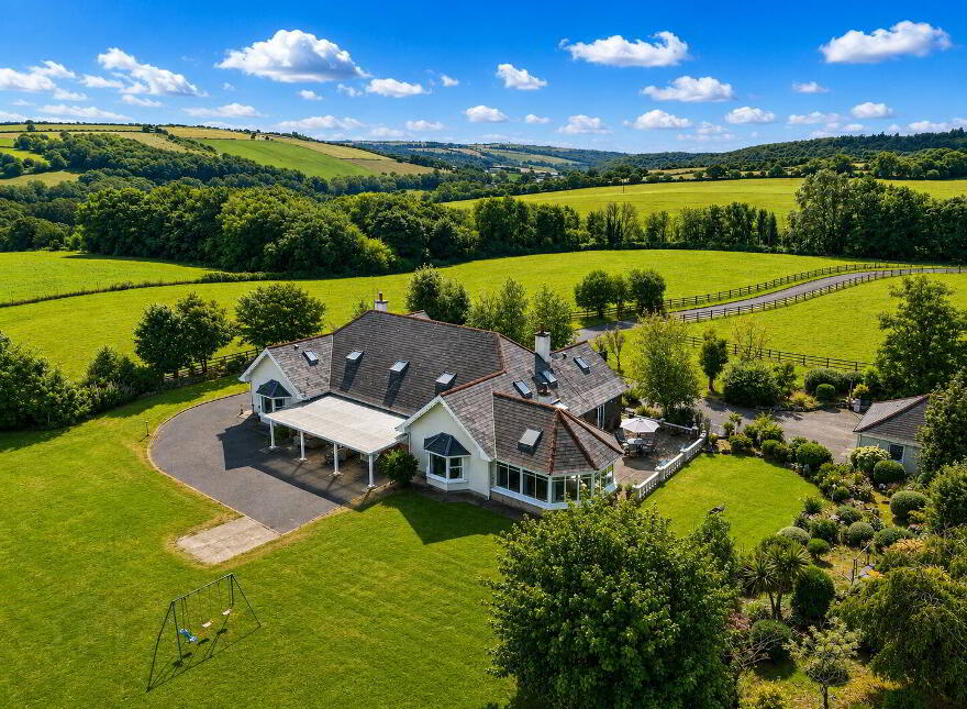 Ardley House, Barleyfield, Kilbrittain, P72FD42