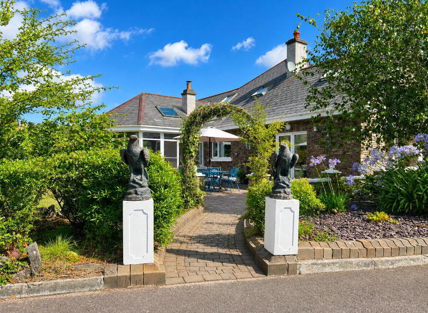 Ardley House, Barleyfield, Kilbrittain, P72FD42