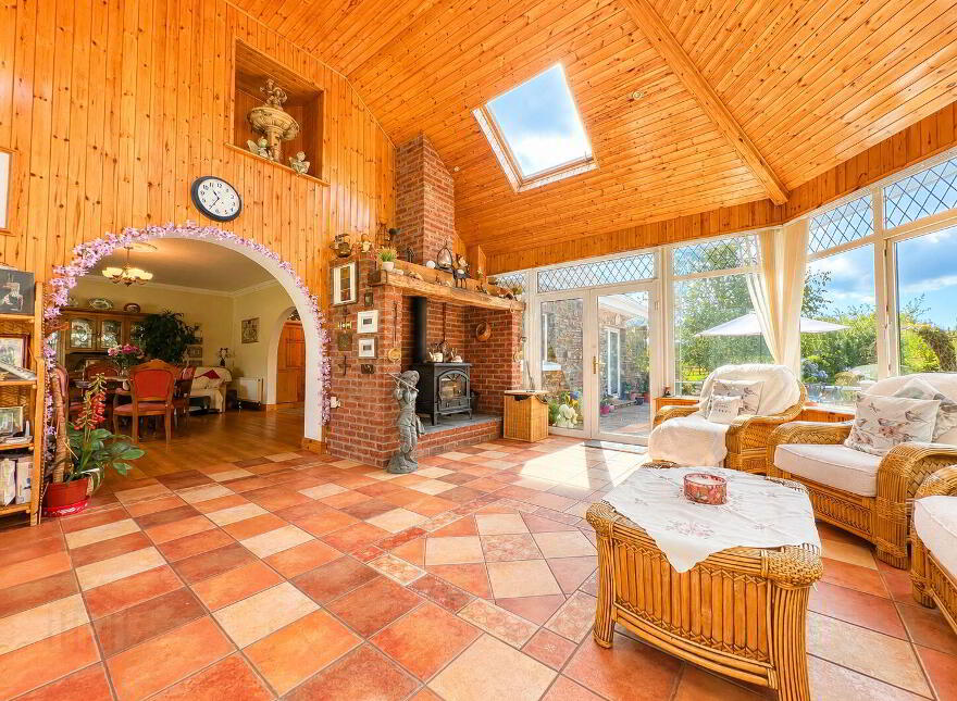 Ardley House, Barleyfield, Kilbrittain, P72FD42