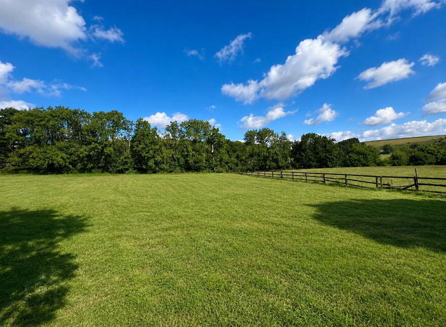 Ardley House, Barleyfield, Kilbrittain, P72FD42
