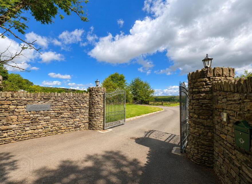 Ardley House, Barleyfield, Kilbrittain, P72FD42