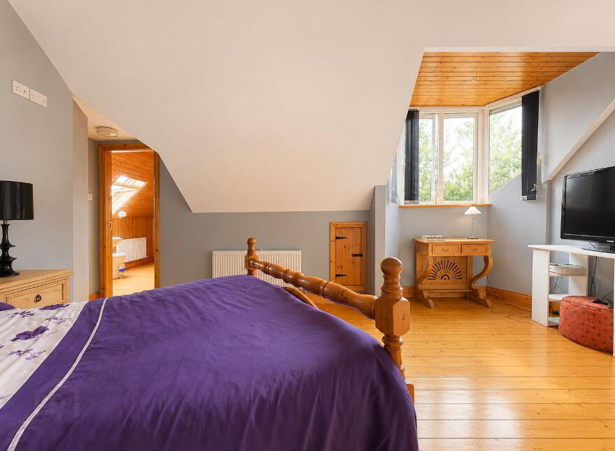 Ardley House, Barleyfield, Kilbrittain, P72FD42