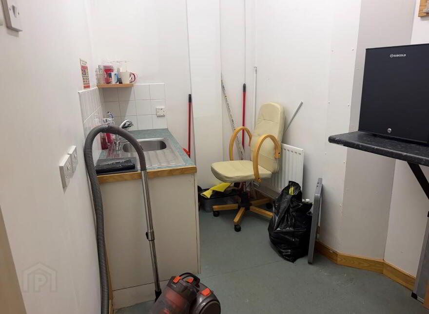17 Great James St, Derry, BT48 7HZ
