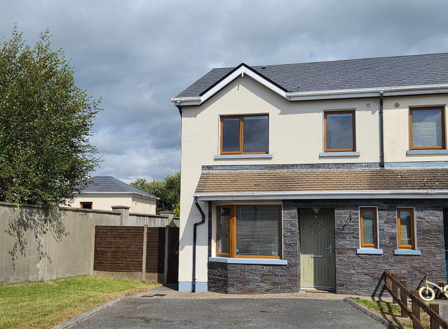 16 Bóthar Rogen, Dãºn Rã, Carrick-On-Shannon, N41C2Y0