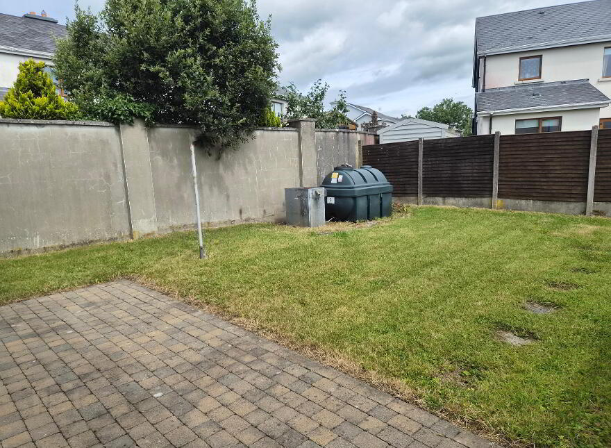 16 Bóthar Rogen, Dãºn Rã, Carrick-On-Shannon, N41C2Y0