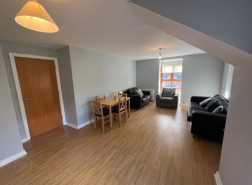 Apt 6, Redwood Dale, Belfast, BT17 9RL