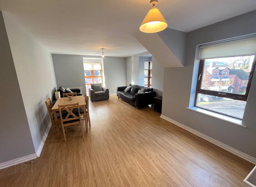 Apt 6, Redwood Dale, Belfast, BT17 9RL