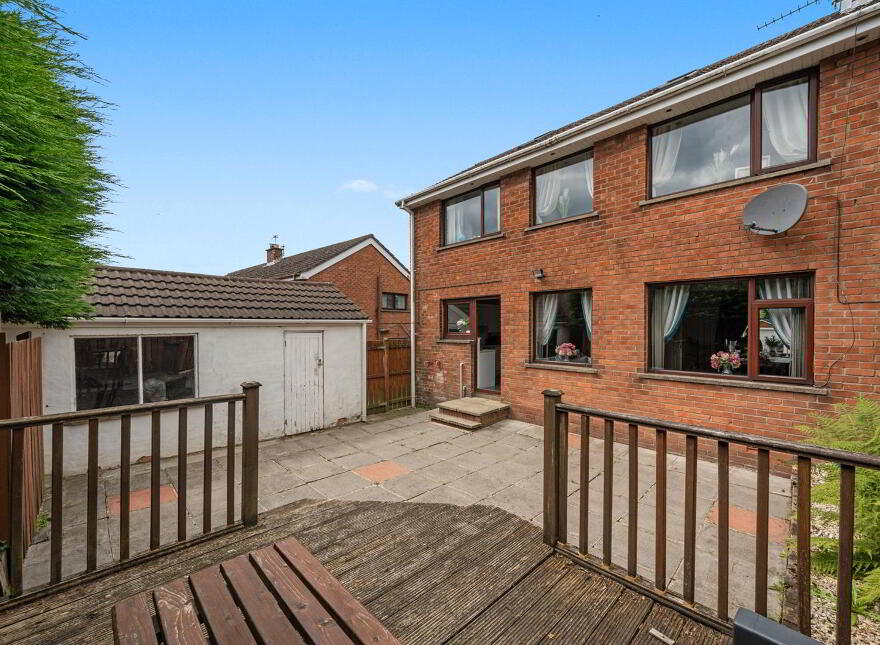 52 Burnthill Crescent, Newtownabbey, BT36 5AE