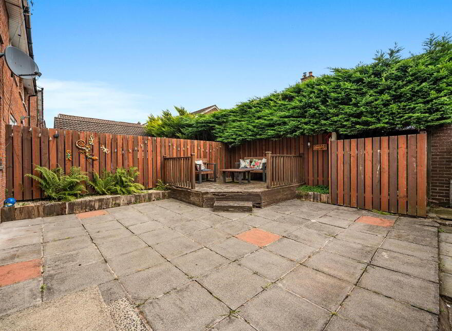 52 Burnthill Crescent, Newtownabbey, BT36 5AE