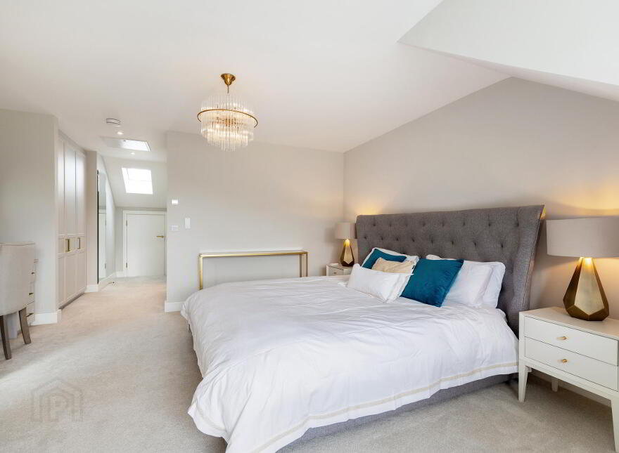 5 Suttonfield Paddocks, Kilternan, Carrickmines, Carrickmines, D18YW7Y