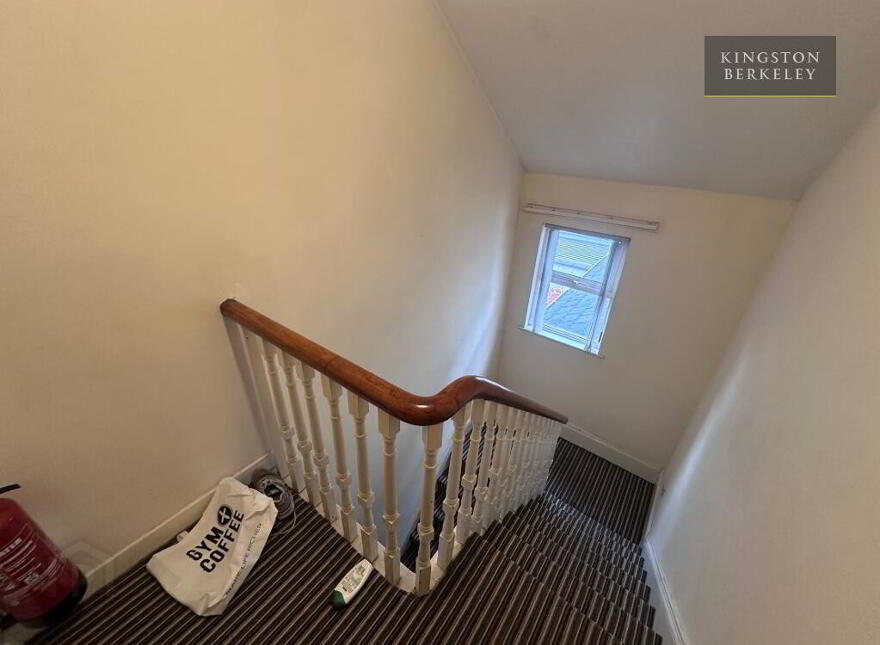(HMO Registered), 61 Dunluce Avenue, Lisburn Road, Belfast South, Belfast, BT9 7AW