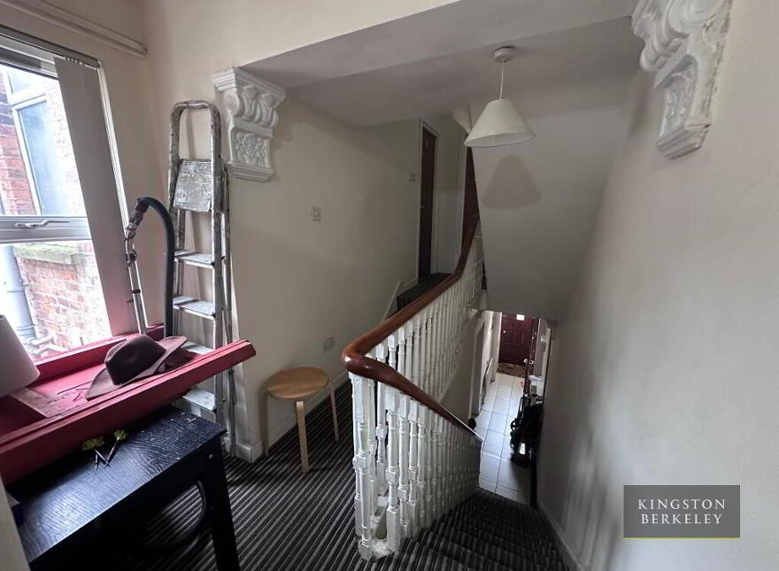 (HMO Registered), 61 Dunluce Avenue, Lisburn Road, Belfast South, Belfast, BT9 7AW