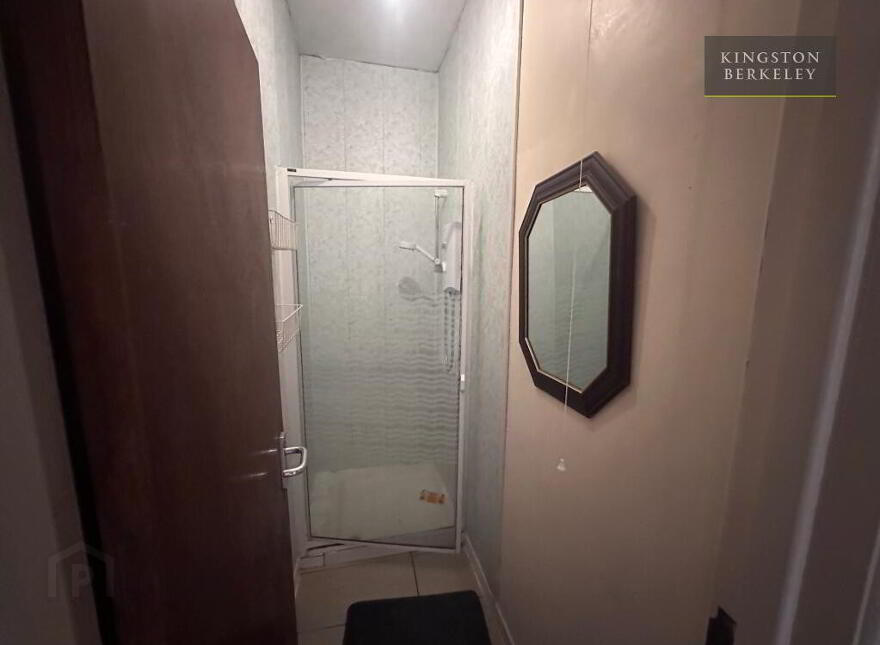 (HMO Registered), 61 Dunluce Avenue, Lisburn Road, Belfast South, Belfast, BT9 7AW