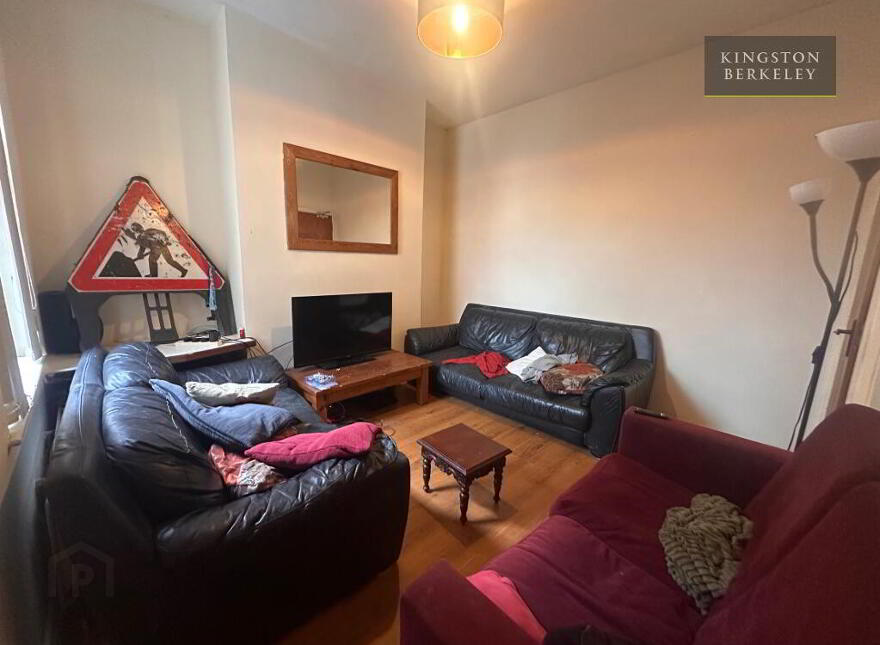 (HMO Registered), 61 Dunluce Avenue, Lisburn Road, Belfast South, Belfast, BT9 7AW