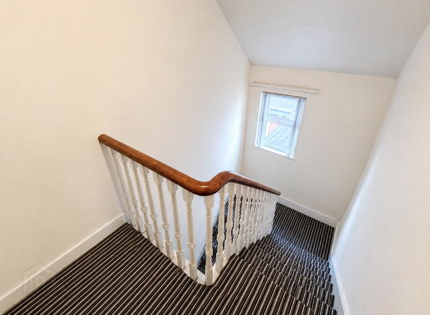 (HMO Registered), 61 Dunluce Avenue, Lisburn Road, Belfast South, Belfast, BT9 7AW