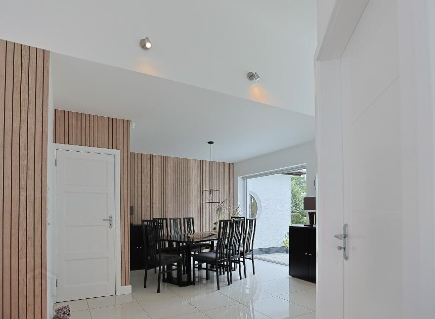The Hollow, 11 Bachelors Walk, Portadown, Craigavon, BT63 5BQ