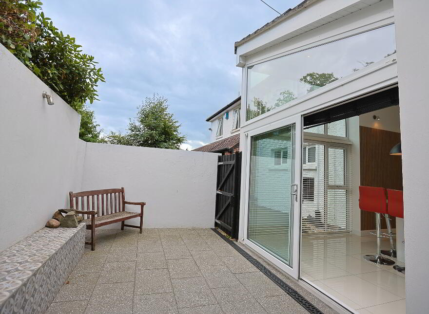 The Hollow, 11 Bachelors Walk, Portadown, Craigavon, BT63 5BQ