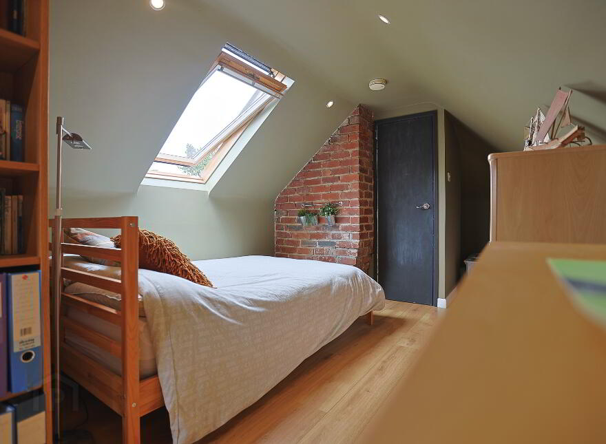 The Hollow, 11 Bachelors Walk, Portadown, Craigavon, BT63 5BQ