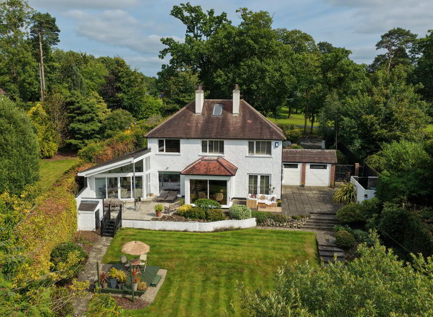 The Hollow, 11 Bachelors Walk, Portadown, Craigavon, BT63 5BQ