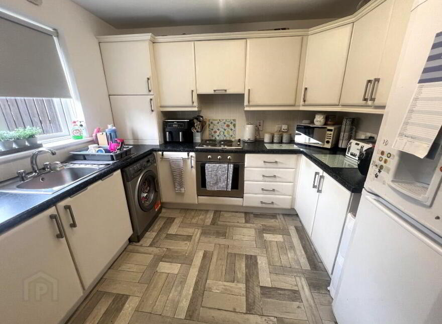 22 Clonard Gardens, Belfast, BT13 2RH