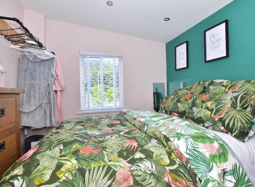 17 Knocknagow, Portaferry, BT22 1QL
