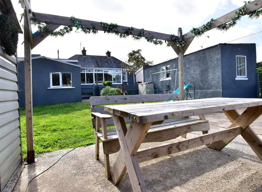 17 Knocknagow, Portaferry, BT22 1QL