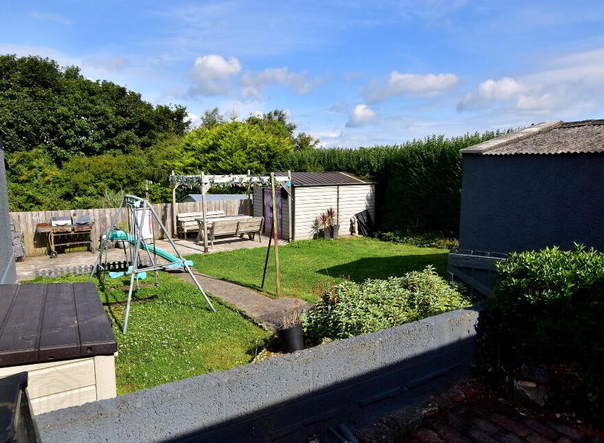 17 Knocknagow, Portaferry, BT22 1QL