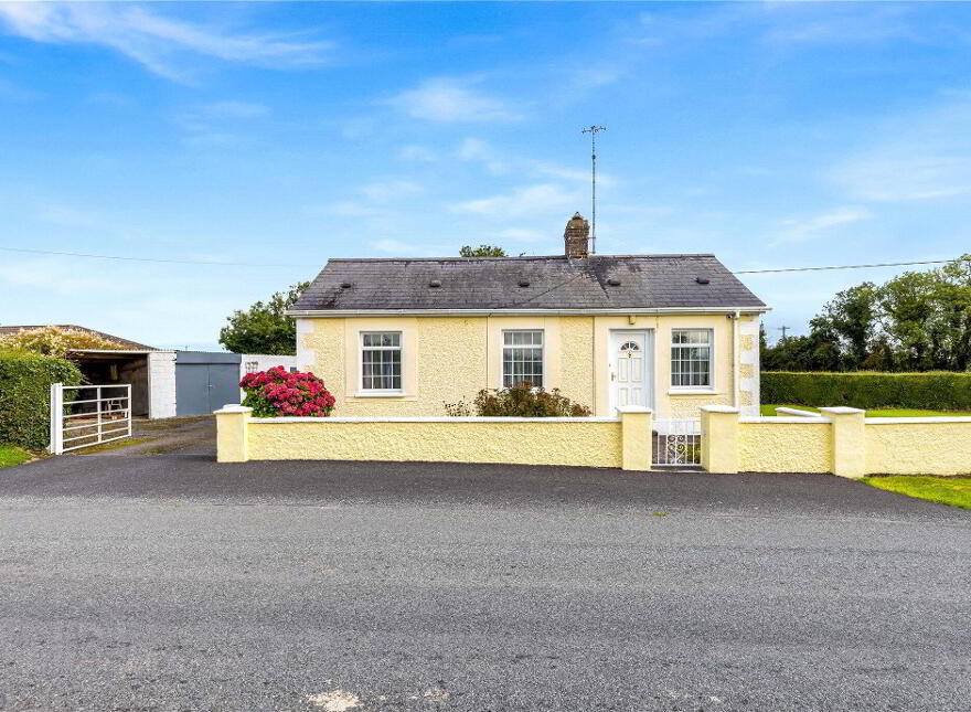 Dean Hill, Hayes, Navan, C15N6X6