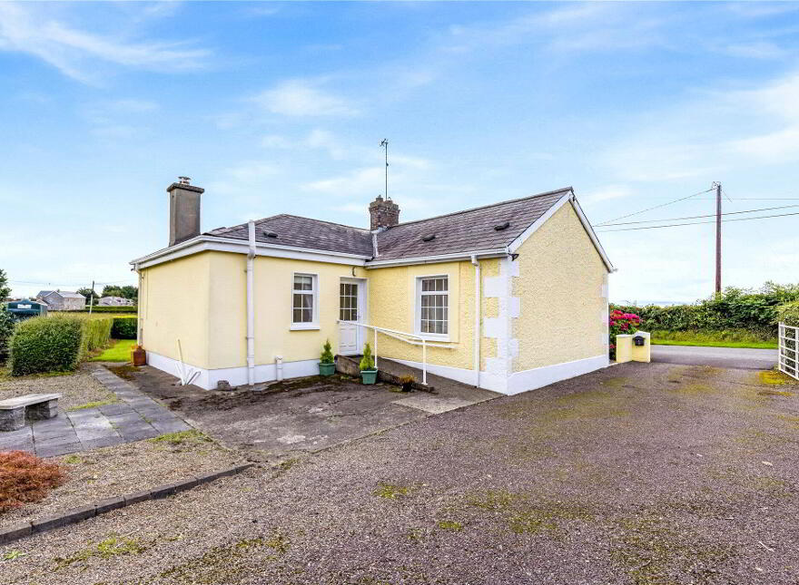 Dean Hill, Hayes, Navan, C15N6X6