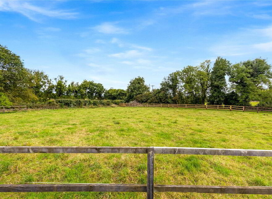 Dean Hill, Hayes, Navan, C15N6X6