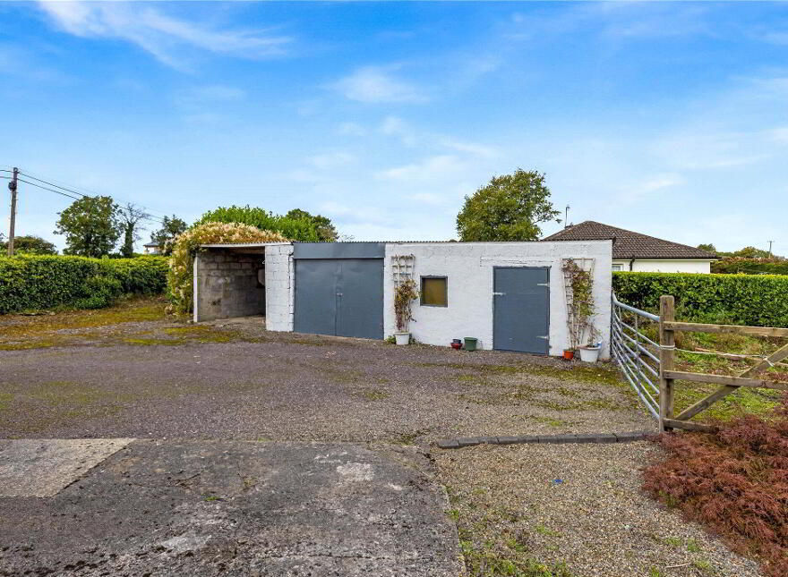 Dean Hill, Hayes, Navan, C15N6X6