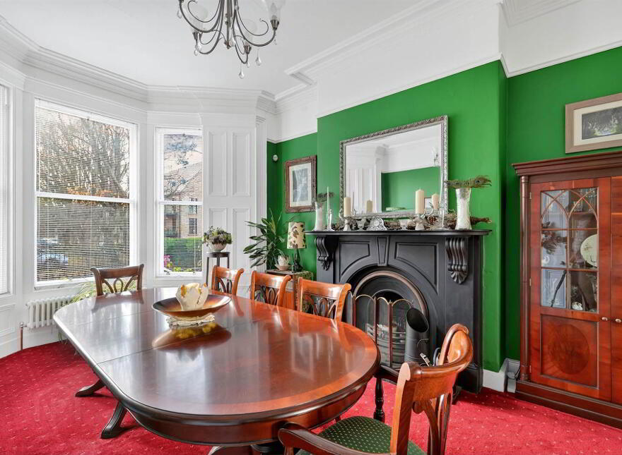 86 Church Road, Holywood, BT18 9BX